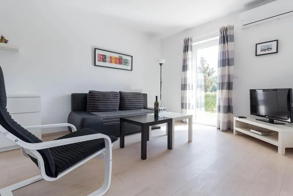 Apartments Punta Premantura 0*,  Croatia